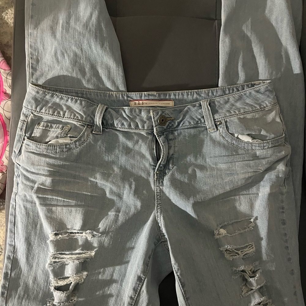 S&P FLARED RIPPED JEANS - Picture 2 of 4